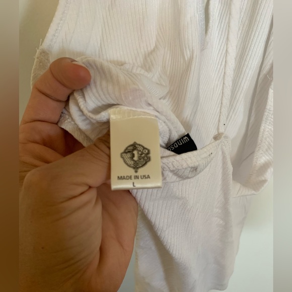 Windsor body suit size Large - Picture 3 of 3